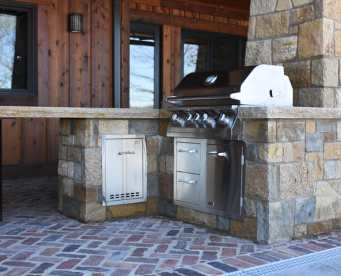 outdoor kitchen design | hardscaping topeka ks